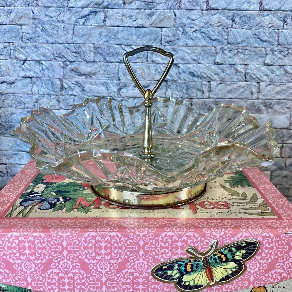 Glass Candy Dish Vtg Cut Glass Serving Dish Metal Handle Heavy Vintage Glassware - Picture 6 of 6